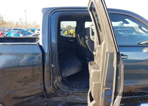 2019 Chevrolet Silverado 1500 Lt z USA, uszkodzony, nr VIN 1GCRWCED2KZ321426